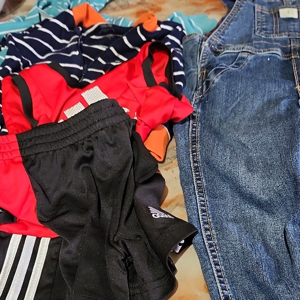 $Boys 18 Month Bundle Gwt 2 Bundles Fot $10